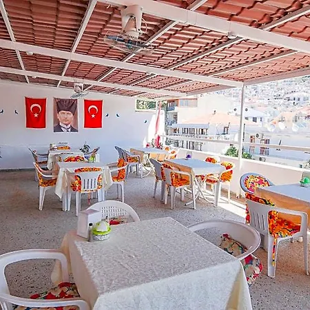 فندق Saray كاس